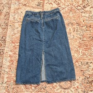 LOFT Blue Denim Midi Skirt with Zipper And Pocket Details Size 6